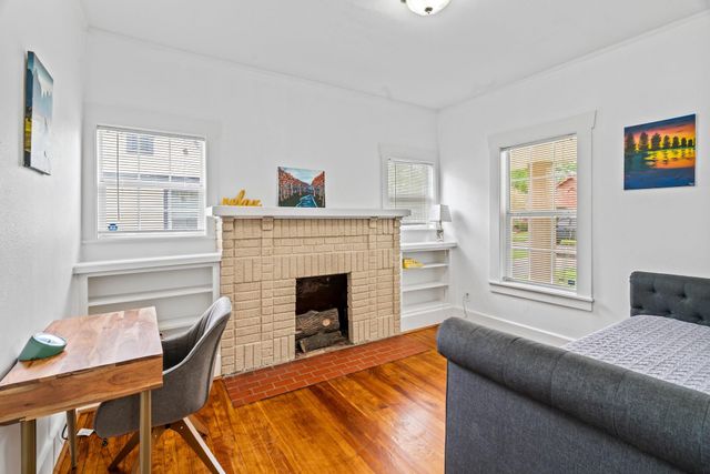 5217 Claremont Street, Houston, TX 77023