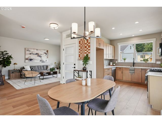 8898 Sw Serenity Ter, Beaverton, OR 97007