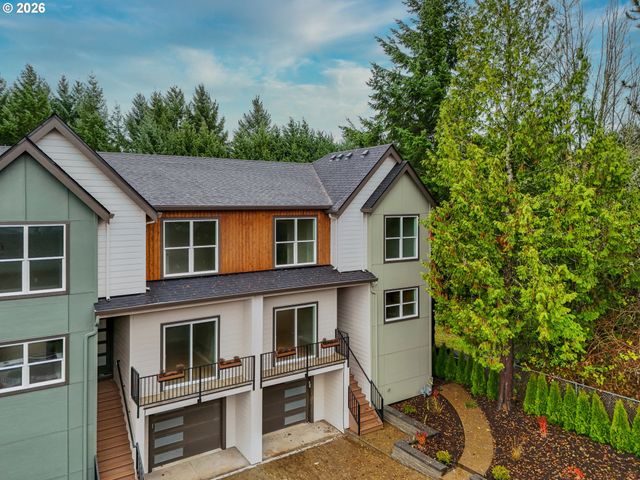 8898 Sw Serenity Ter, Beaverton, OR 97007