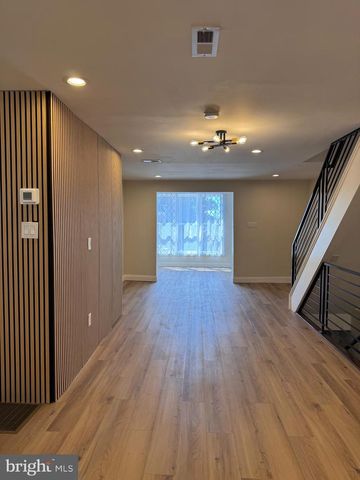 1325 S 54TH ST, Philadelphia, PA 19143