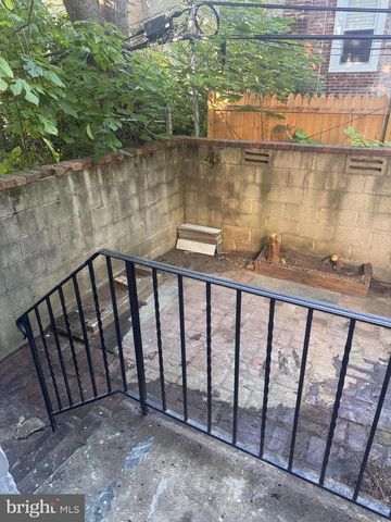 1325 S 54TH ST, Philadelphia, PA 19143