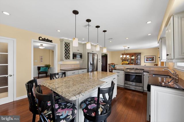 60 DOGWOOD DR, Phoenixville, PA 19460