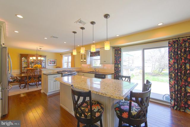 60 DOGWOOD DR, Phoenixville, PA 19460