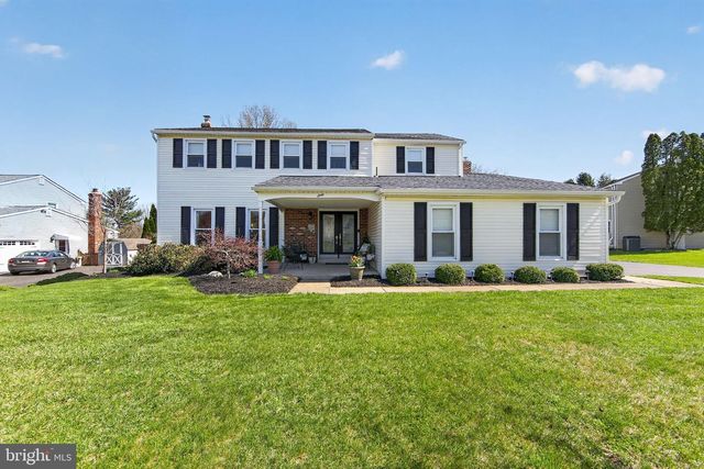 60 DOGWOOD DR, Phoenixville, PA 19460