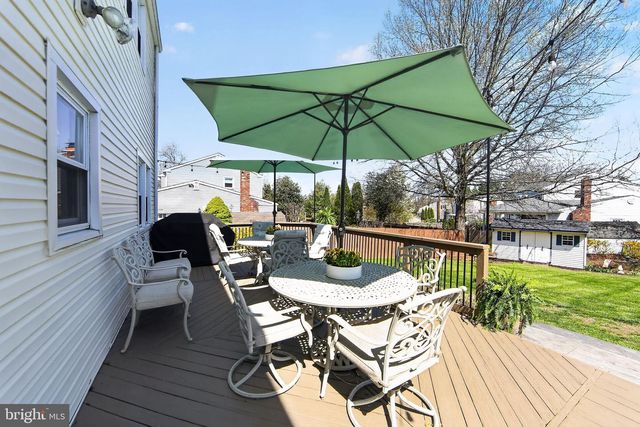 60 DOGWOOD DR, Phoenixville, PA 19460