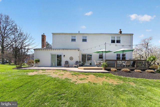 60 DOGWOOD DR, Phoenixville, PA 19460