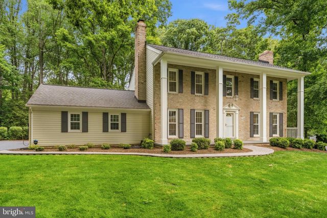 11906 PARADISE LN, Oak Hill, VA 20171