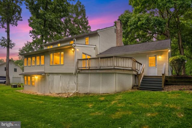 11906 PARADISE LN, Oak Hill, VA 20171