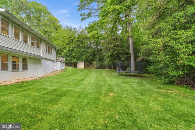 11906 PARADISE LN, Oak Hill, VA 20171