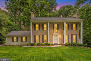 11906 PARADISE LN, Oak Hill, VA 20171
