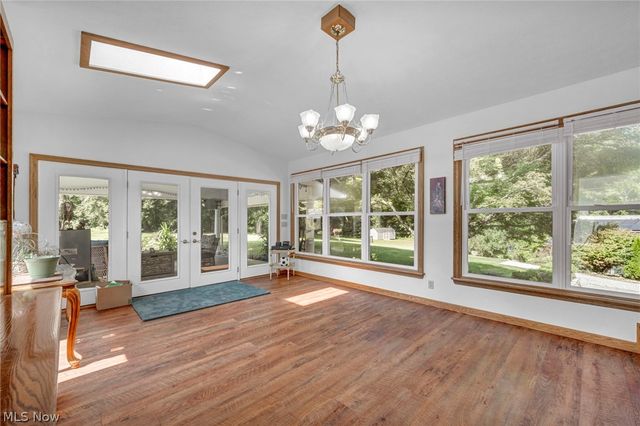 2737 Highline Drive, Mogadore, OH 44260