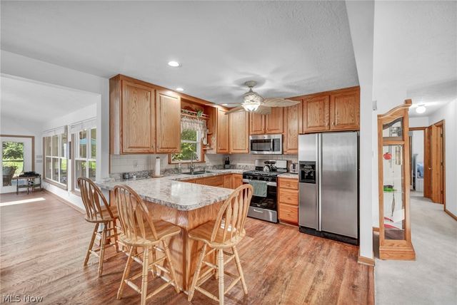 2737 Highline Drive, Mogadore, OH 44260