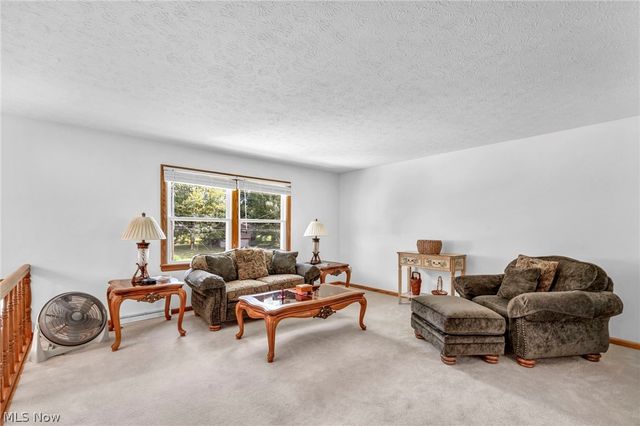 2737 Highline Drive, Mogadore, OH 44260