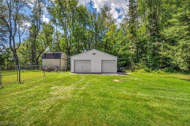 2737 Highline Drive, Mogadore, OH 44260