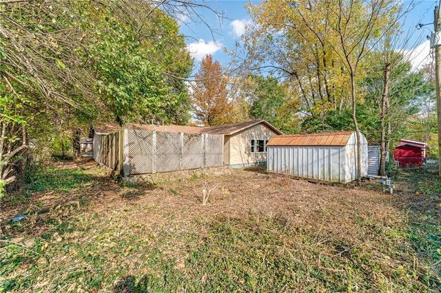 357 W Nightingale Circle, Fayetteville, AR 72704