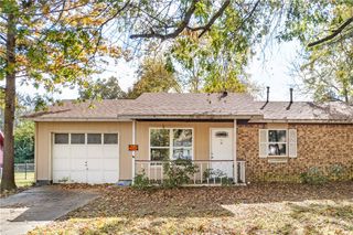 357 W Nightingale Circle, Fayetteville, AR 72704