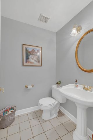 1035 Franklin Heights Dr, Winchester, TN 37398