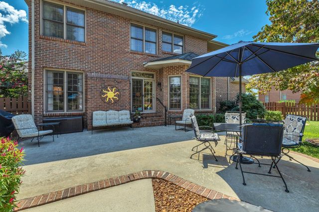 1035 Franklin Heights Dr, Winchester, TN 37398