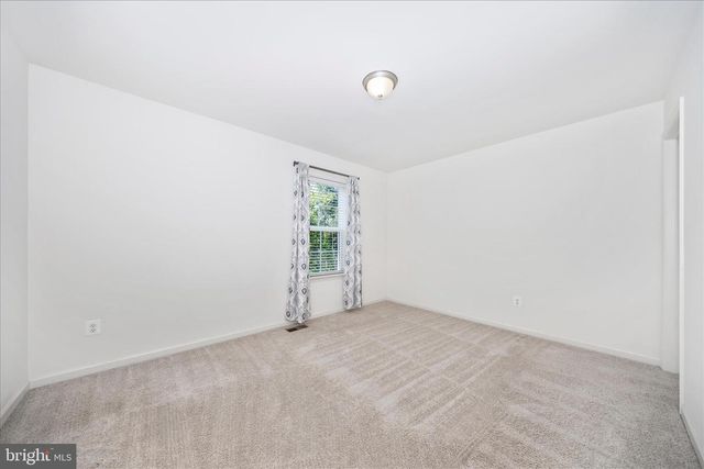 12 BELMONT PLACE, Falling Waters, WV 25419
