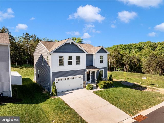 12 BELMONT PLACE, Falling Waters, WV 25419