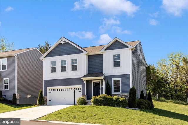12 BELMONT PLACE, Falling Waters, WV 25419