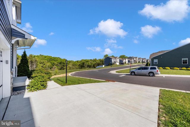 12 BELMONT PLACE, Falling Waters, WV 25419