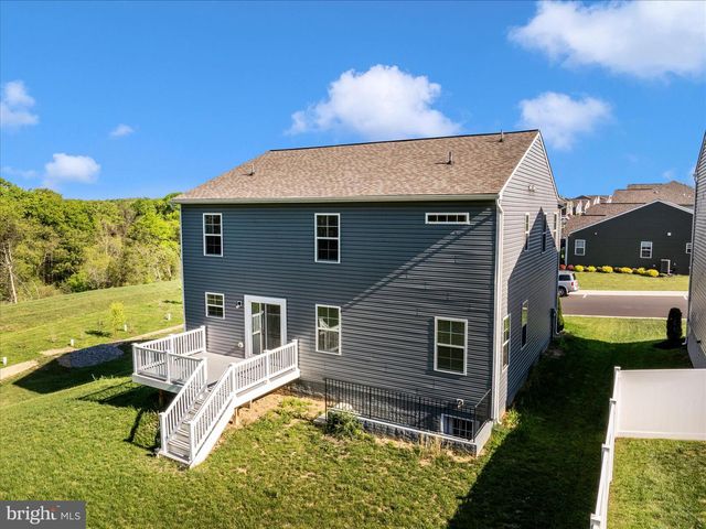 12 BELMONT PLACE, Falling Waters, WV 25419