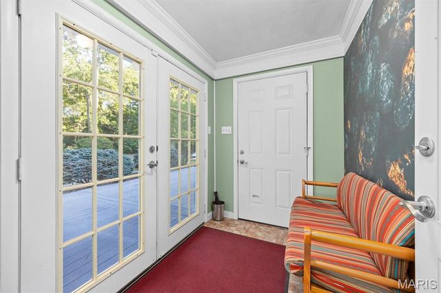 671 Glen Crossing Road, Glen Carbon, IL 62034