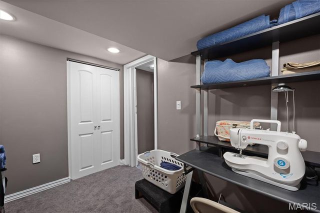 671 Glen Crossing Road, Glen Carbon, IL 62034