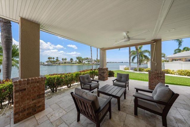226 POINCIANA LANE, Largo, FL 33770