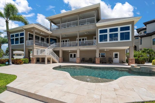 226 POINCIANA LANE, Largo, FL 33770
