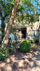 9681 Abbeyshire Way, Mentor, OH 44060