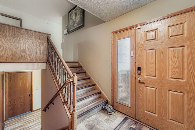 8009 Douglas Drive N, Brooklyn Park, MN 55443