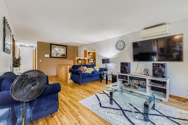 8009 Douglas Drive N, Brooklyn Park, MN 55443