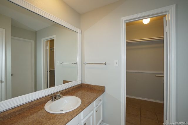 4107 Medical Dr Apt 1203, San Antonio, TX 78229