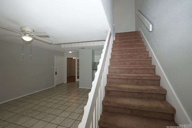 4107 Medical Dr Apt 1203, San Antonio, TX 78229