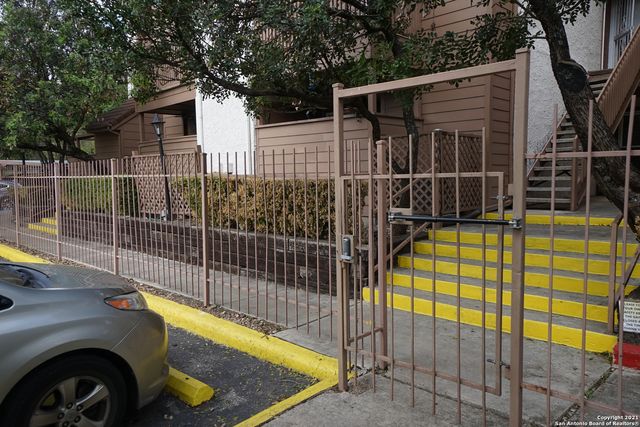 4107 Medical Dr Apt 1203, San Antonio, TX 78229