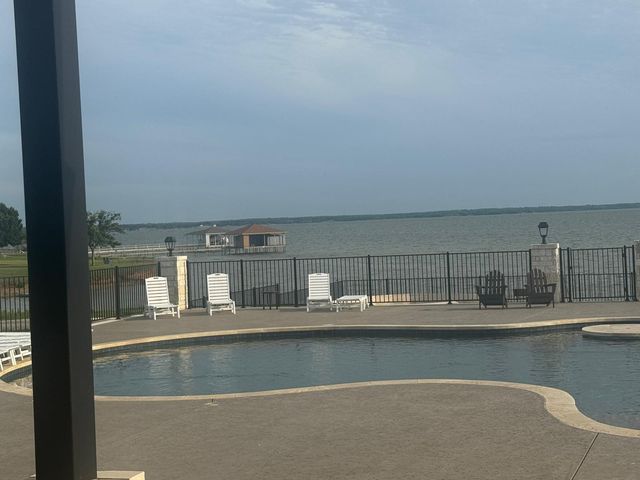98 Sunset Blvd Boulevard, Corsicana, TX 75109