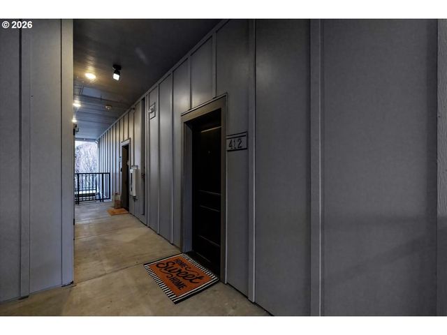 13895 Sw MERIDIAN St 412, Beaverton, OR 97005