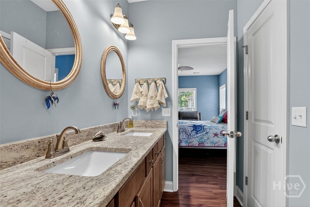 Image 17 of property listing at 119 Enclave Boulevard, Savannah, GA 31419