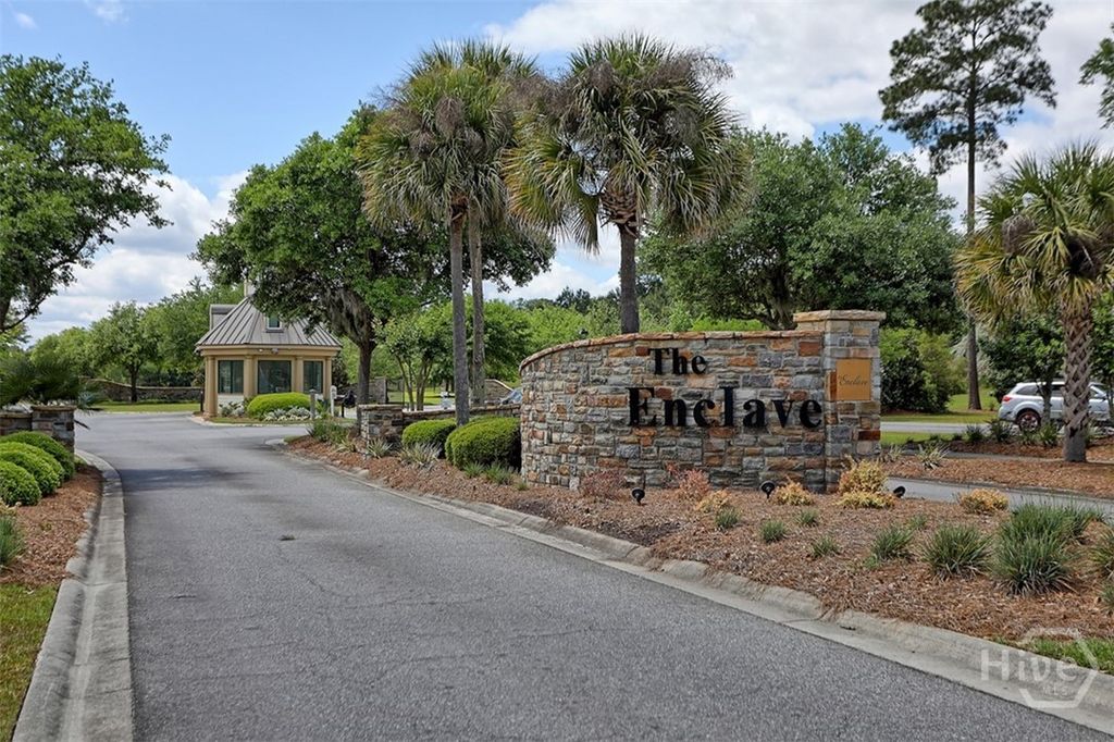 Image 22 of property listing at 119 Enclave Boulevard, Savannah, GA 31419