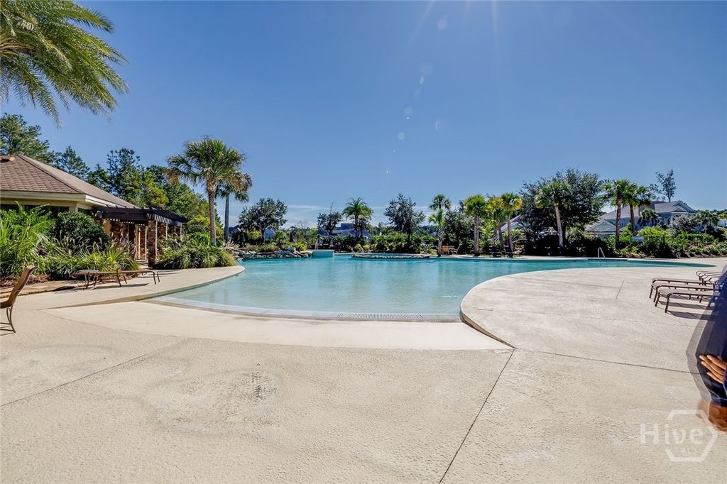 Image 23 of property listing at 119 Enclave Boulevard, Savannah, GA 31419