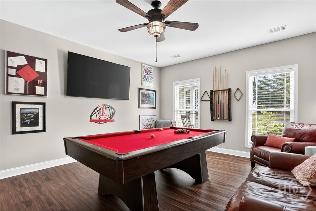 Image 8 of property listing at 119 Enclave Boulevard, Savannah, GA 31419