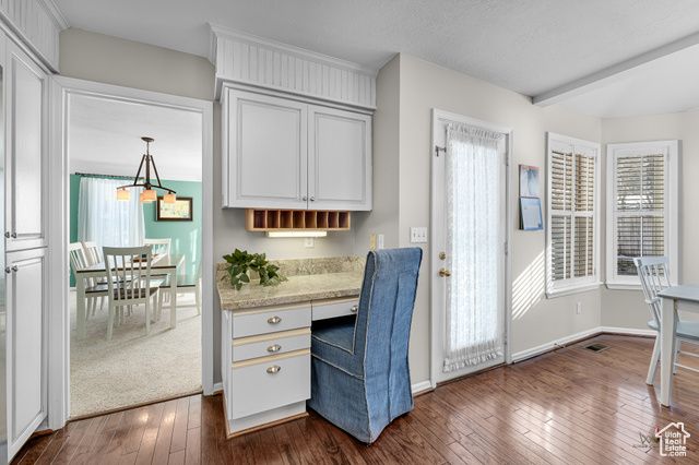 3893 S BOUNTIFUL BLVD, Bountiful, UT 84010