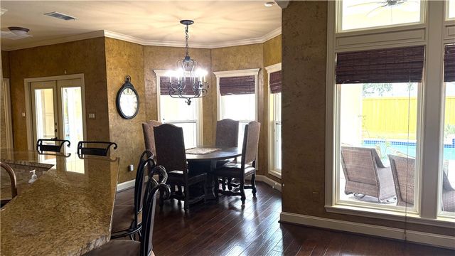 5406 Hulen Dr, Corpus Christi, TX 78413