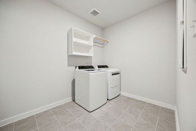 9400 Lone Maverick Drive, Crowley, TX 76036