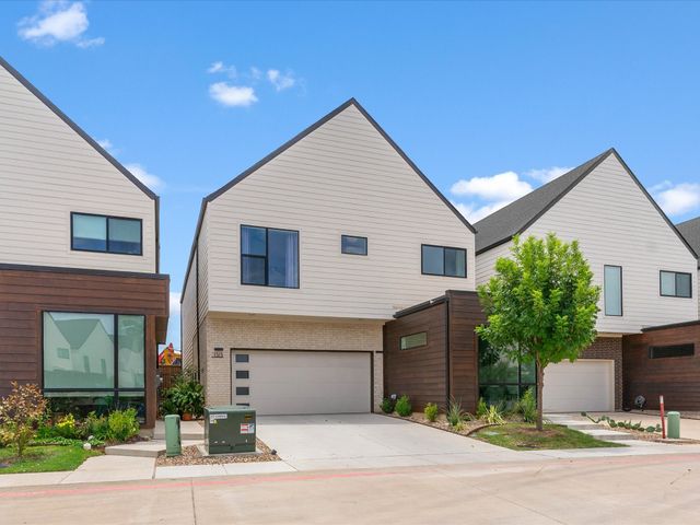 1313 Tillery Court, Grapevine, TX 76051