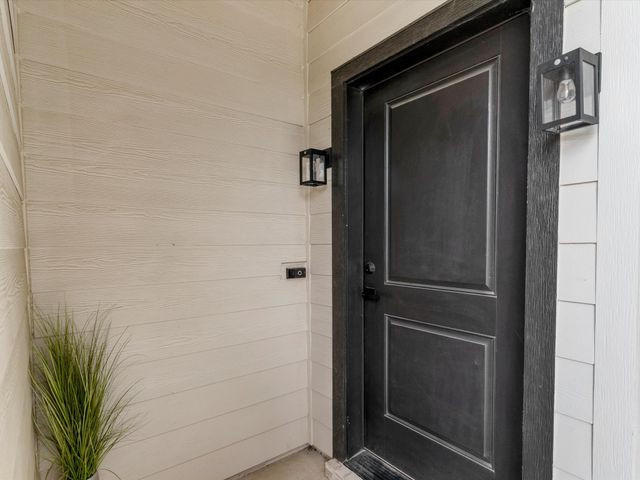 1313 Tillery Court, Grapevine, TX 76051