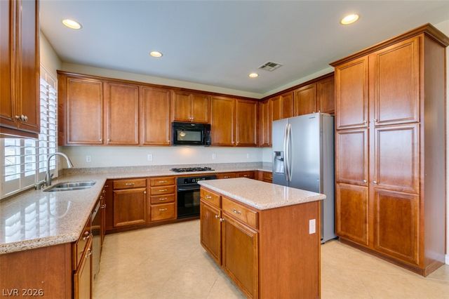 11901 Amistoso Lane, Las Vegas, NV 89138