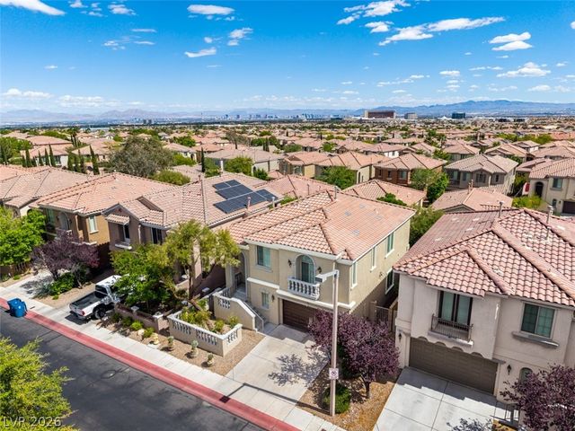 11901 Amistoso Lane, Las Vegas, NV 89138